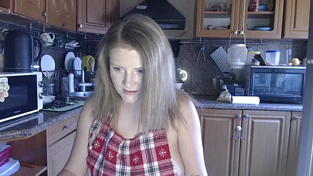 Snapshot of LizaCakes chatting on 18, 3, 2025 LizaCakes online show from 18, 3, 2025