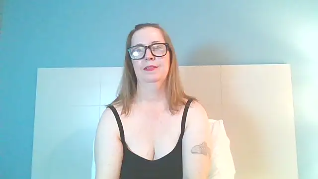 Snapshot of SweetandNaughty1 chatting on 1, 1, 2025 SweetandNaughty1 online show from 1, 1, 2025