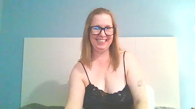 Snapshot of SweetandNaughty1 chatting on 11, 2, 2025 SweetandNaughty1 online show from 11, 2, 2025