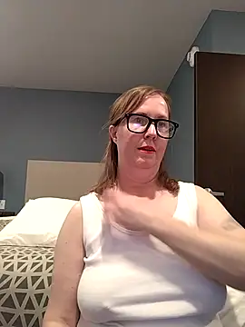 Snapshot of SweetandNaughty1 chatting on 20, 10, 2025 SweetandNaughty1 online show from 20, 10, 2025