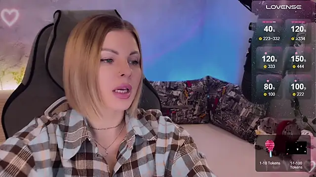 Snapshot of Your_Sweet_Lilu chatting on 3, 12, 2024 Your Sweet Lilu online show from 3, 12, 2024