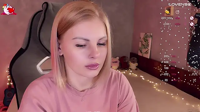 Snapshot of Your_Sweet_Lilu chatting on 19, 3, 2025 Your Sweet Lilu online show from 19, 3, 2025