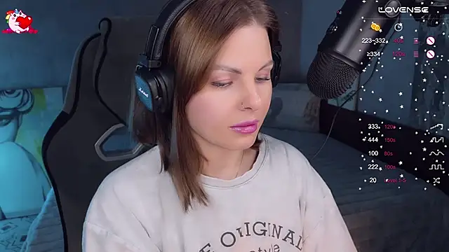 Snapshot of Your_Sweet_Lilu chatting on 1, 10, 2025 Your Sweet Lilu online show from 1, 10, 2025