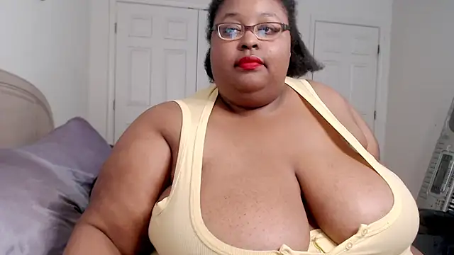 Loves Aura online show from 7, 2, 2025