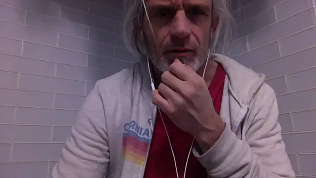 Snapshot of readyforfunxxx chatting on 11, 12, 2024 readyforfunxxx online show from 11, 12, 2024