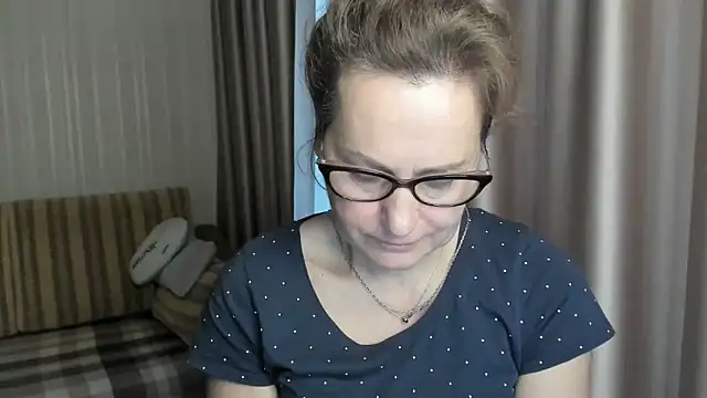 lauraoven online show from 17, 1, 2025