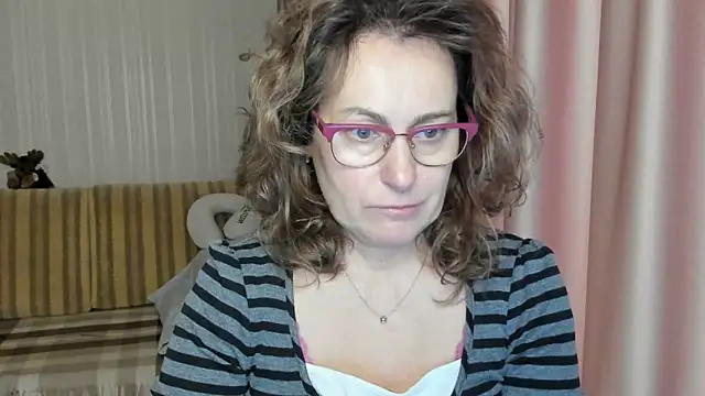 lauraoven online show from 18, 3, 2025