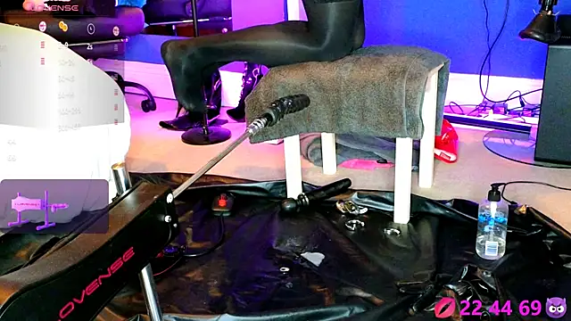 Kinky JXD online show from 22, 2, 2025