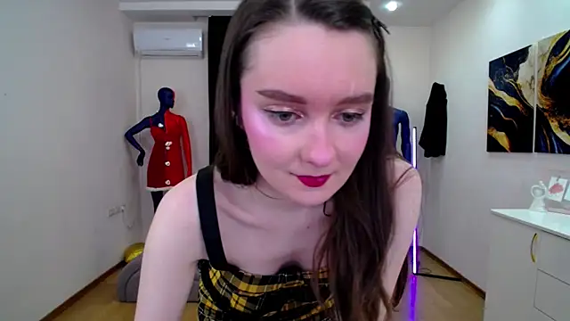 CloudGrace online show from 4, 3, 2025