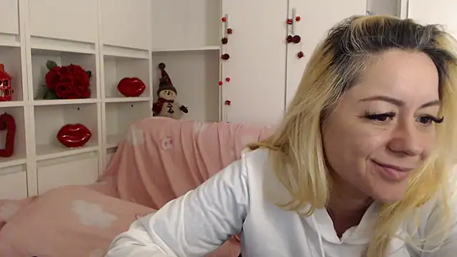 Snapshot of spell_of_love chatting on 31, 1, 2026 spell of love online show from 31, 1, 2026