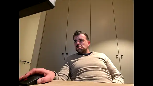 Snapshot of mrbigballs chatting on 15, 11, 2025 mrbigballs online show from 15, 11, 2025