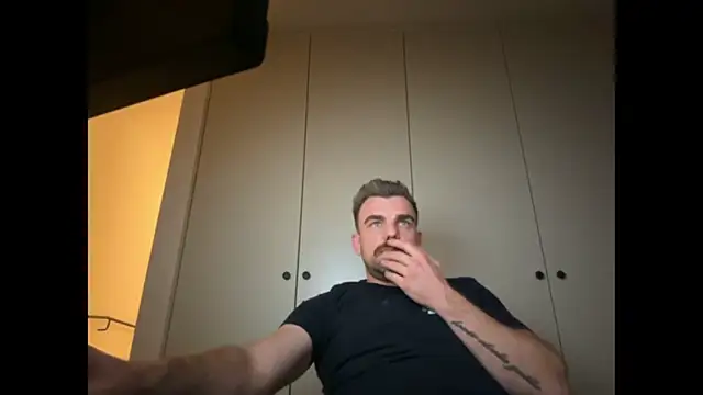 Snapshot of mrbigballs chatting on 2, 12, 2025 mrbigballs online show from 2, 12, 2025