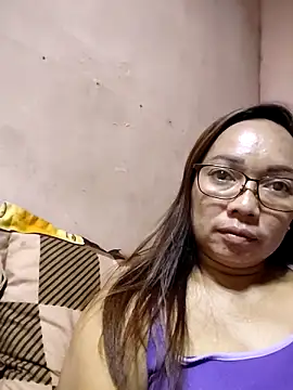 asianwet4u online show from 5, 4, 2026