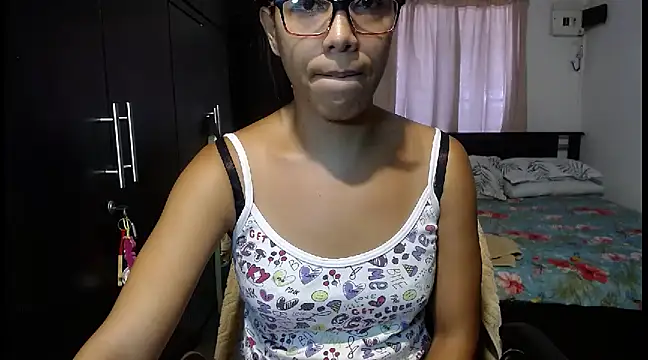 sensual nataliee online show from 6, 2, 2025