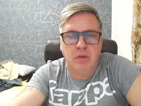 RobertStripX online show from 3, 2, 2025