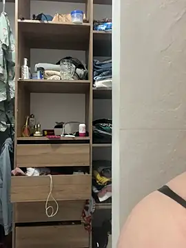 moniquerainx online show from 28, 1, 2025