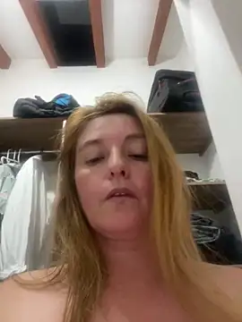 moniquerainx online show from 10, 2, 2025