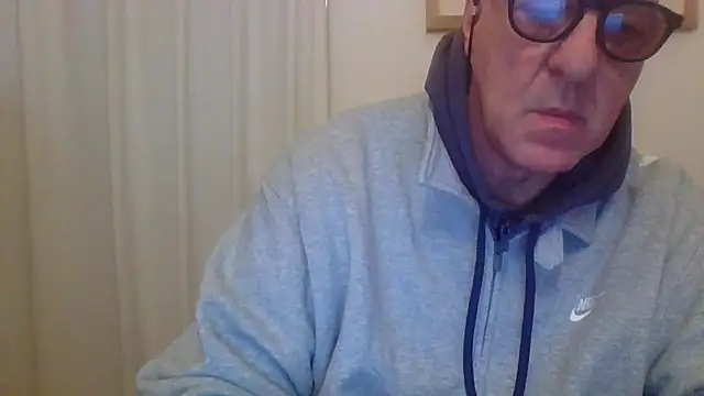 Snapshot of ANONIMO7735 chatting on 2, 4, 2026 ANONIMO7735 online show from 2, 4, 2026