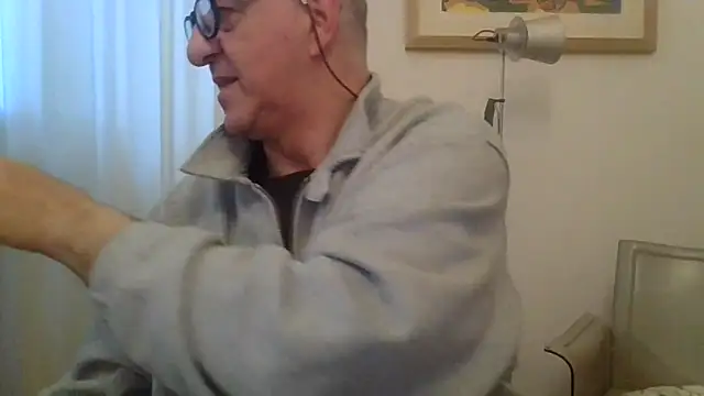 Snapshot of ANONIMO7735 chatting on 8, 4, 2026 ANONIMO7735 online show from 8, 4, 2026