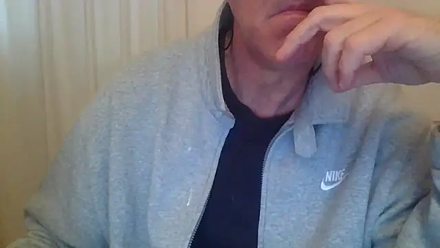 Snapshot of ANONIMO7735 chatting on 13, 4, 2026 ANONIMO7735 online show from 13, 4, 2026