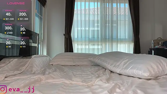 Eva JJ online show from 9, 1, 2025