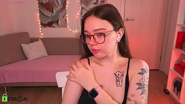 MilenaSaint online show from 21, 11, 2025