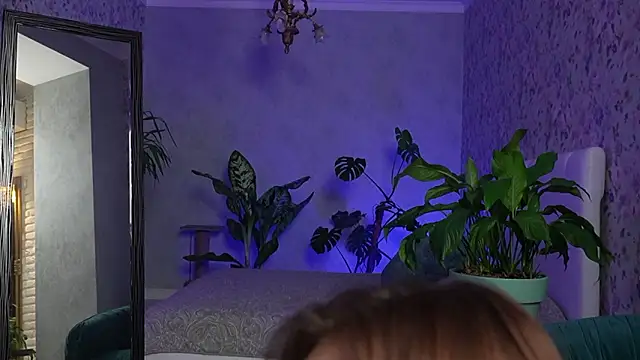 ClaraBendover online show from 11, 2, 2026