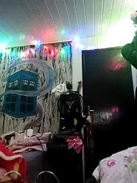 Snapshot of ElfGrey chatting on 10, 12, 2024 ElfGrey online show from 10, 12, 2024