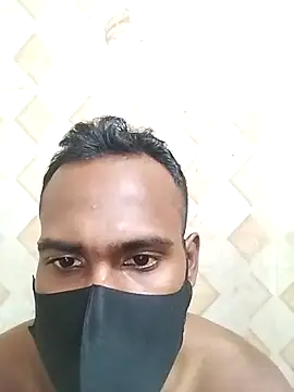 Snapshot of naxus@xh chatting on 19, 10, 2025 naxusxh online show from 19, 10, 2025