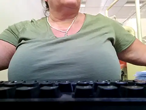 Snapshot of INFINITY110570 chatting on 3, 6, 2026 INFINITY110570 online show from 3, 6, 2026