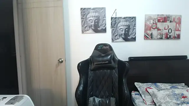 samuelgarcia  online show from 3, 1, 2025