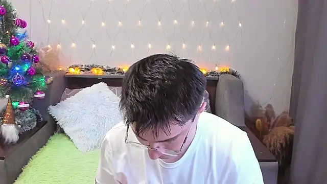 Yumi steve online show from 30, 12, 2024