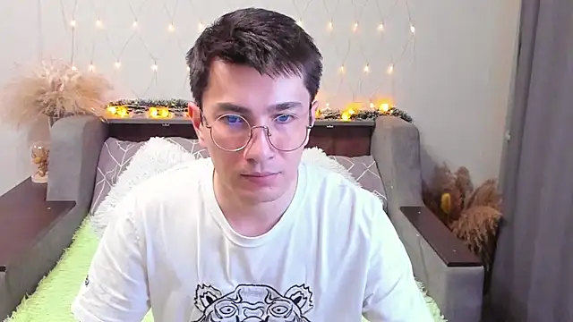 Yumi steve online show from 18, 1, 2025