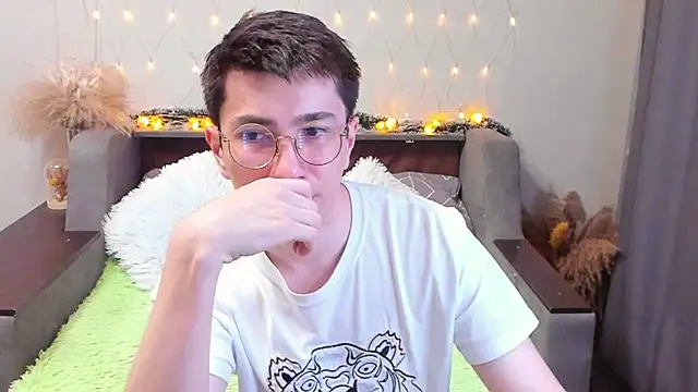 Yumi steve online show from 18, 1, 2025