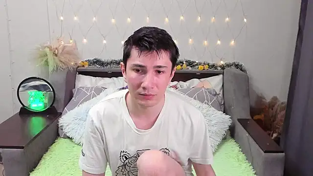 Yumi steve online show from 26, 9, 2025