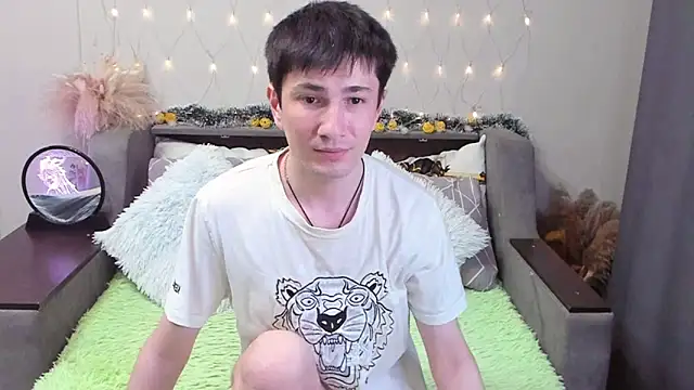 Yumi steve online show from 30, 9, 2025