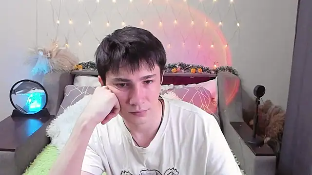 Yumi steve online show from 26, 10, 2025