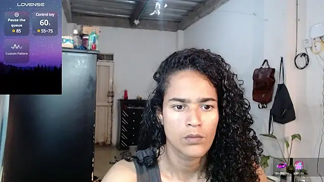 Snapshot of jasminne_ chatting on 13, 12, 2024 jasminne online show from 13, 12, 2024