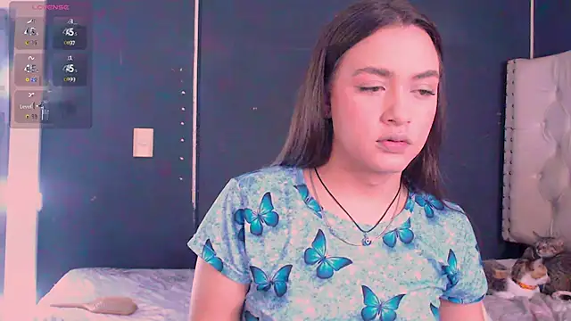 Snapshot of valen_thompson chatting on 11, 12, 2024 valen thompson online show from 11, 12, 2024