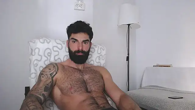 Verycutex online show from 23, 2, 2025