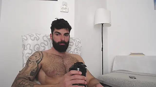 Verycutex online show from 10, 3, 2025