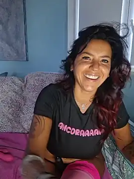 Snapshot of allyson22andy chatting on 29, 11, 2025 allyson22andy online show from 29, 11, 2025