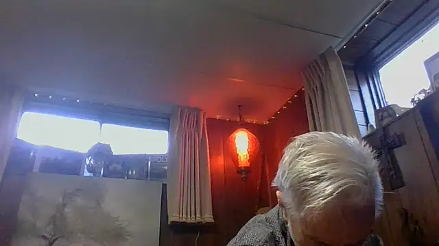 Makowboy online show from 28, 1, 2025