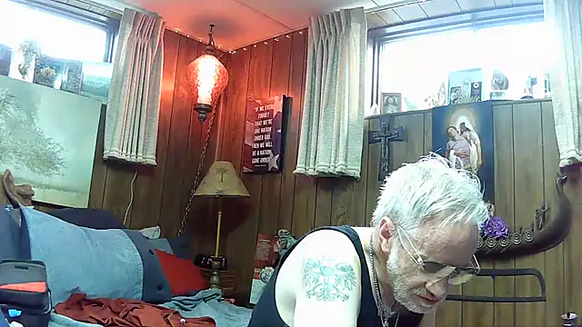 Makowboy online show from 3, 2, 2025