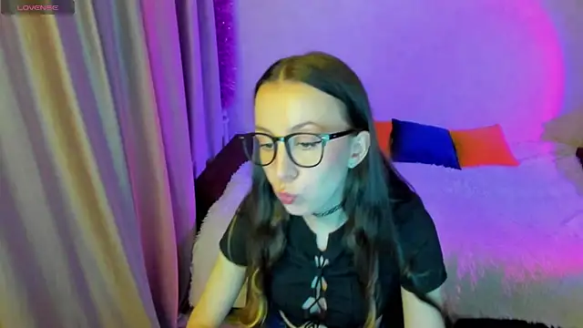 CurlySteph online show from 26, 9, 2025