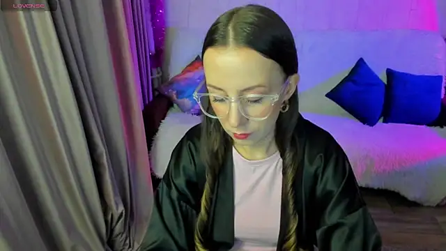 CurlySteph online show from 17, 11, 2025