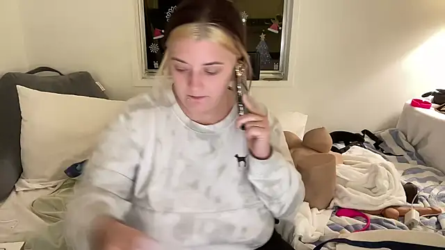 magicsparkles online show from 4, 1, 2025