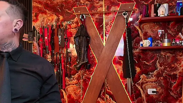 boy n girl online show from 10, 9, 2025