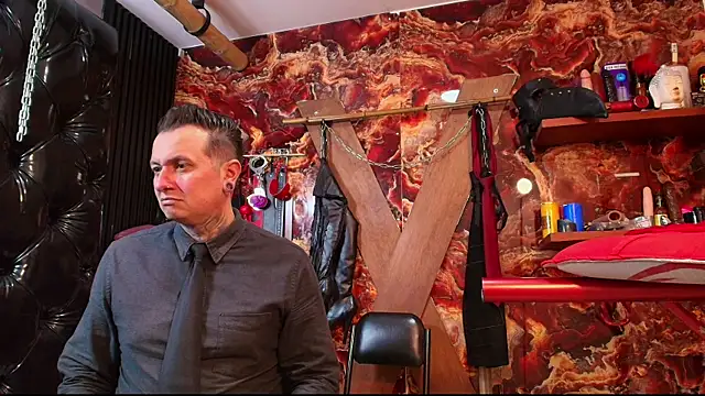 boy n girl online show from 26, 11, 2025