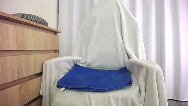 faceless  online show from 22, 1, 2025